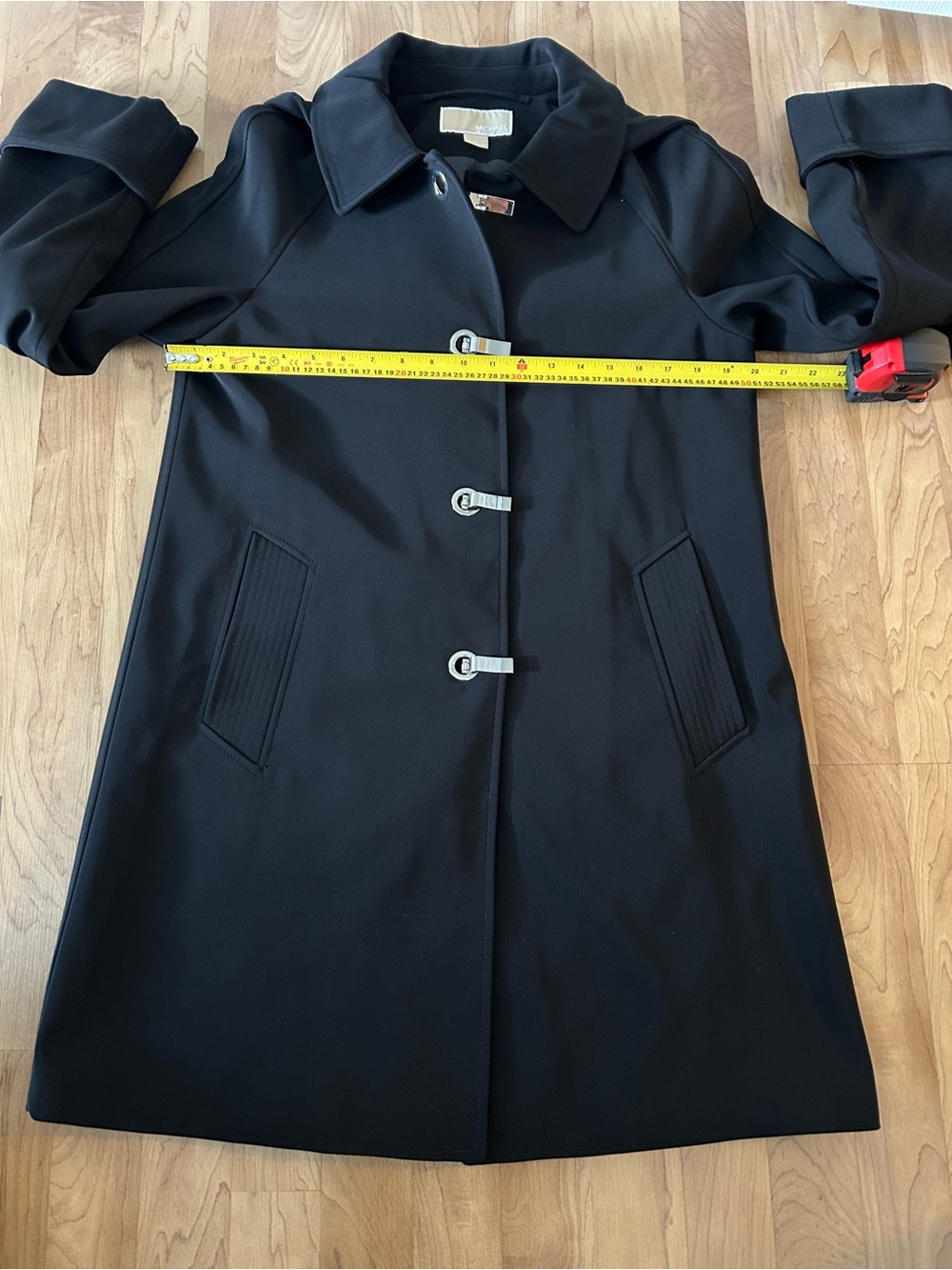 Michael Kors Hooded Black Peacoat
Pockets Silver Hook Clasp Coat
Womens Small - Picture 5 of 11